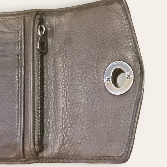 MARC BY MARC JACOBS Womens Gray Tri Fold Leather Wallet - Picture 7 of 9